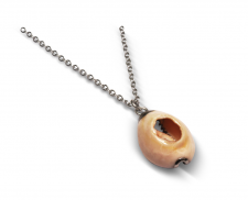 collar de acero inoxidable plateado caracol de mar